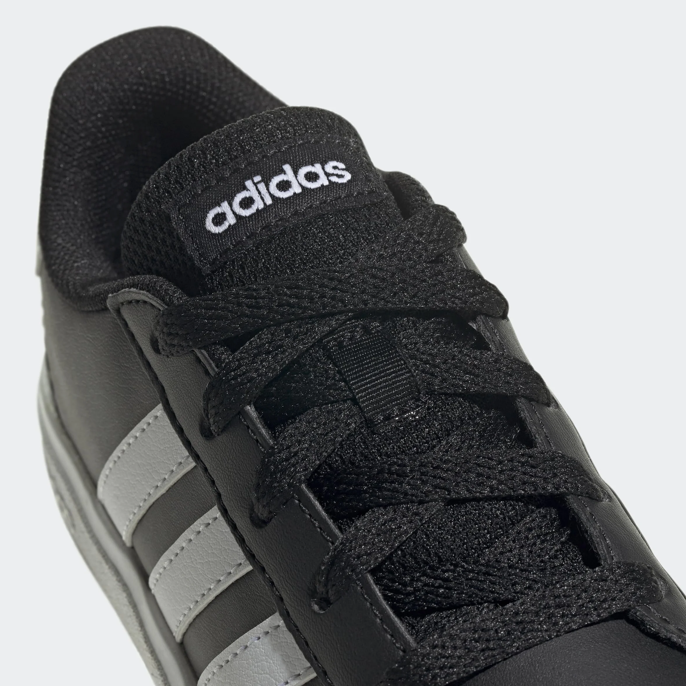 adidas Uniseks - dzieci Grand CourtButy tenisowe