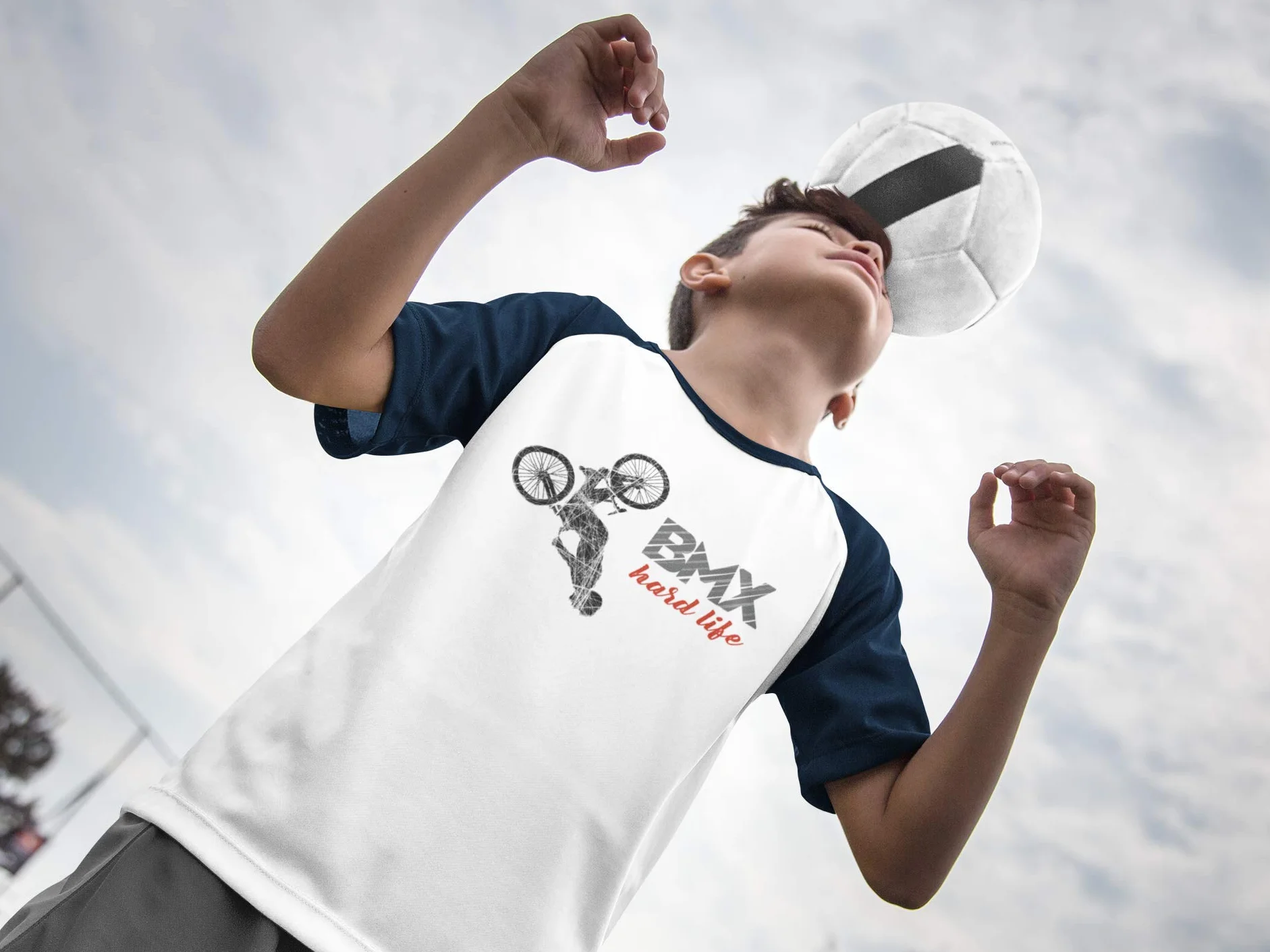 Dziecięcy T-shirt rowerowy: BMX Hard Life – prezent dla chłopców i dziewczynek – rowerzysta w górskim rowerze MTB, BMX, skuterze, na świeżym powietrzu, dla chłopców i dzieci – do szkoły, sportu, trykot, plac zabaw, urodziny