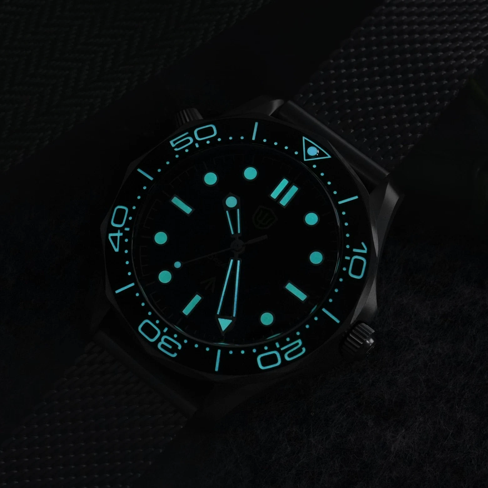 watchdives WD007Q V2 42 mm Titanium NTTD zegarek do nurkowania, Japonia VH31 Sweep Second zegarek kwarcowy, zakrzywione szkło szafirowe zegarek na rękę 200 m wodoszczelny zegarek