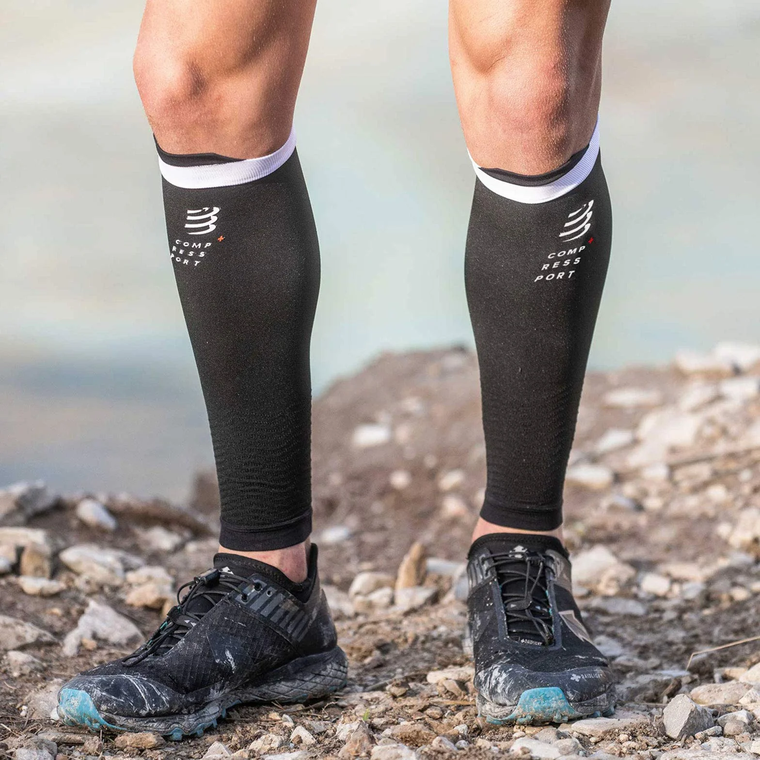 COMPRESSPORT Unisex R2v2 pokrowiec kompresyjny, czarny, T3 EU