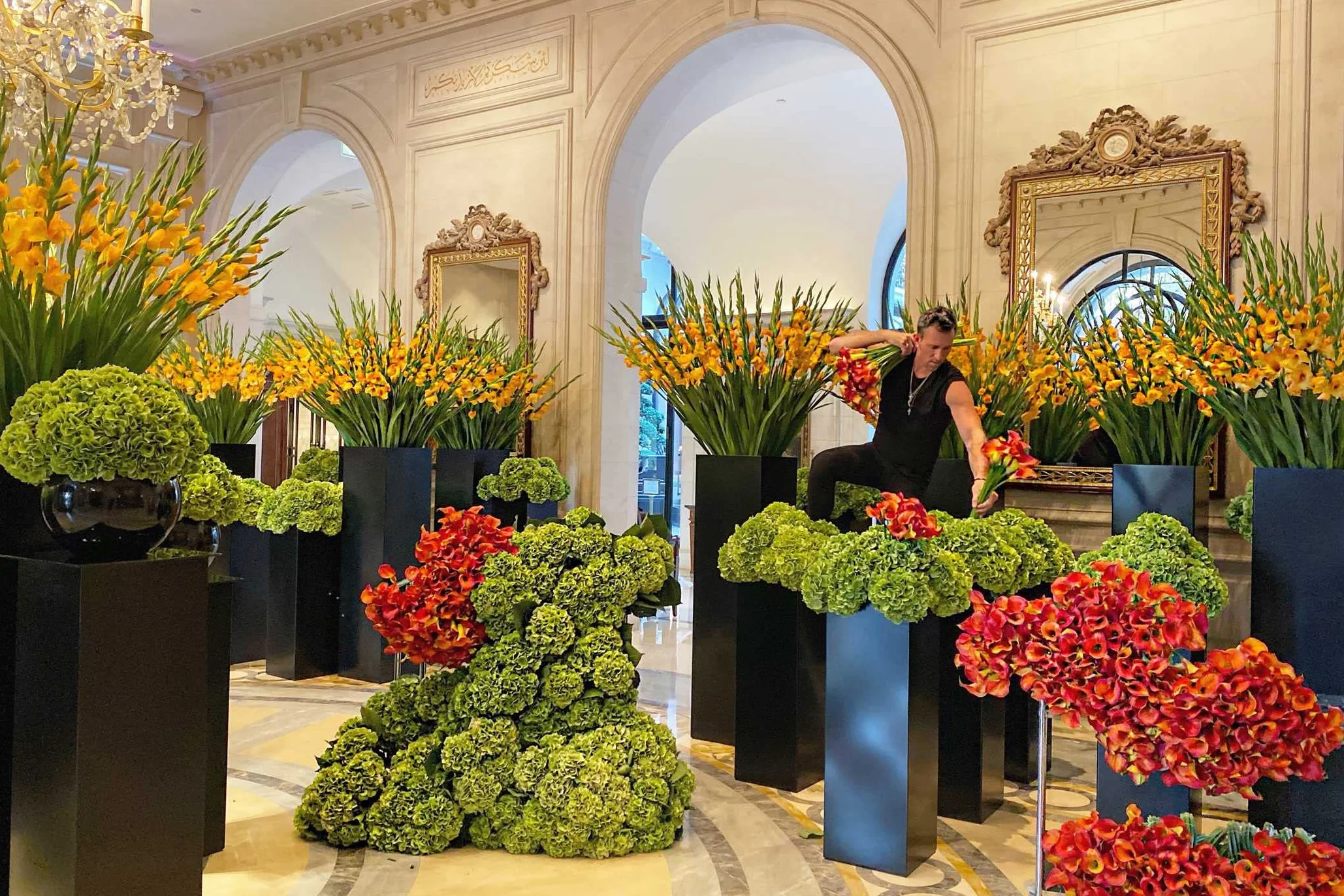 The Art of the Flower: A Photographic Collection of Iconic Floral Installations by Celebrity Florist Jeff Leatham