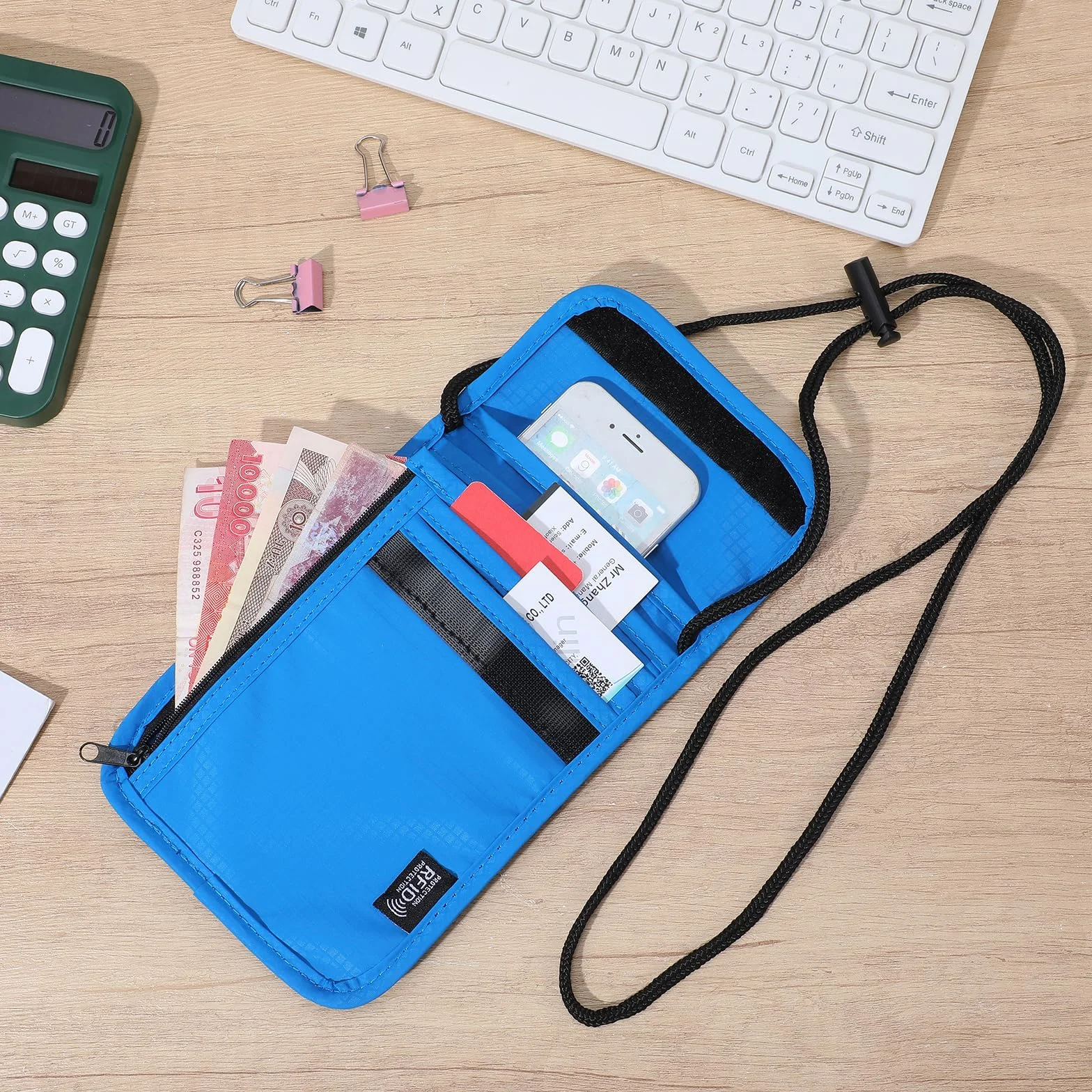 20 x 14 cm torebka na piersi z ochroną RFID, uchwyt na paszport RFID, do podróży, torebka na klatkę piersiową, peleryna do przechowywania paszportów, dowodów, gotówki, telefonów