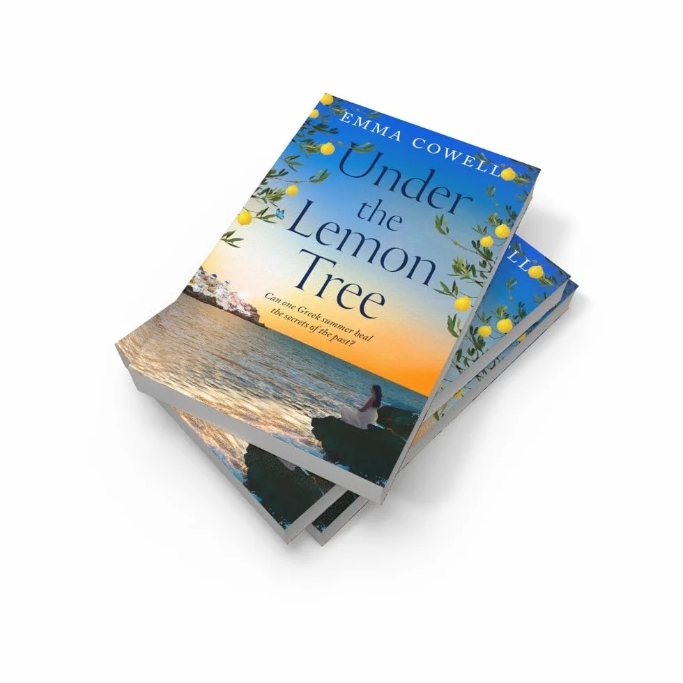 Under the Lemon Tree: Escape to Greece this summer in this stunningly escapist and emotional novel, perfect for fans of Carol Kirkwood, Karen Swan and Santa Montefiore