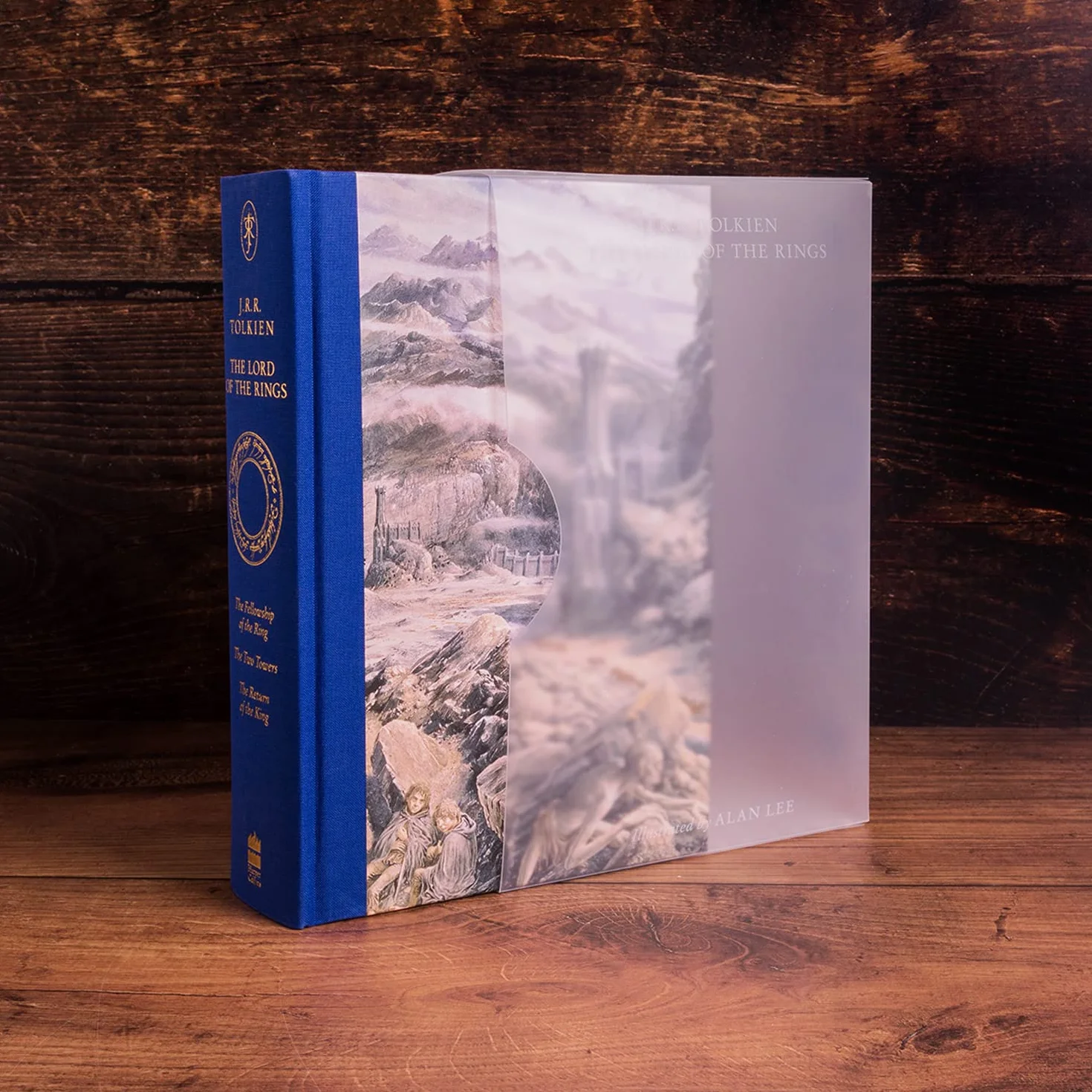 The Lord of the Rings. Illustrated Slipcased Edition: The Classic Bestselling Fantasy Novel