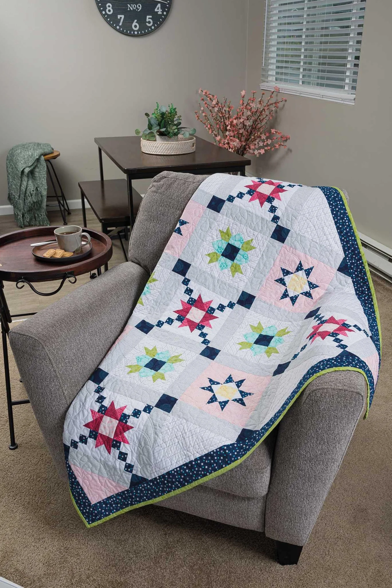 Barn Star Sampler: 20 Starry Blocks and 7 Spectacular Quilts